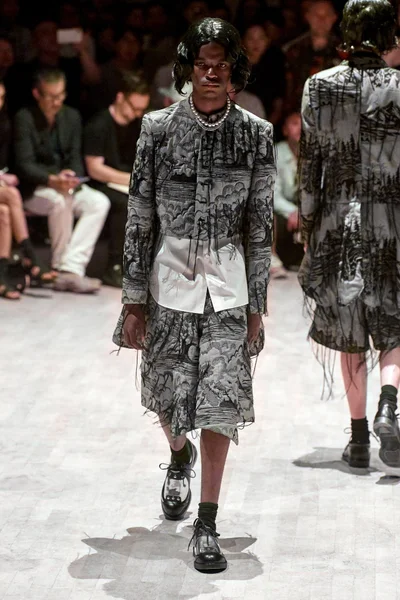 Look 9